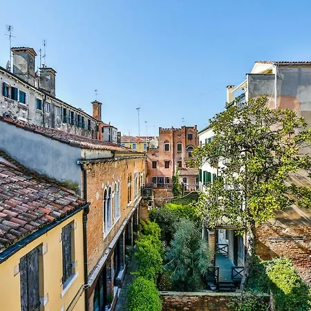 Ca' Dell'abate Terrace